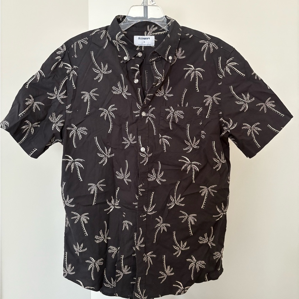 Old Navy Black Palm Tree Casual Shirt